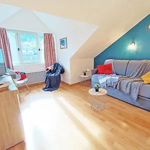 Appartement L'esquiros, Studio, Centre Luchon, Casier A Skis, Wifi, Ascenseur, 3 Personnes, Bagnères-de-Luchon